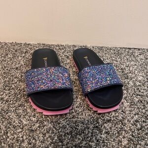 J crew size 7.5 toddler slides